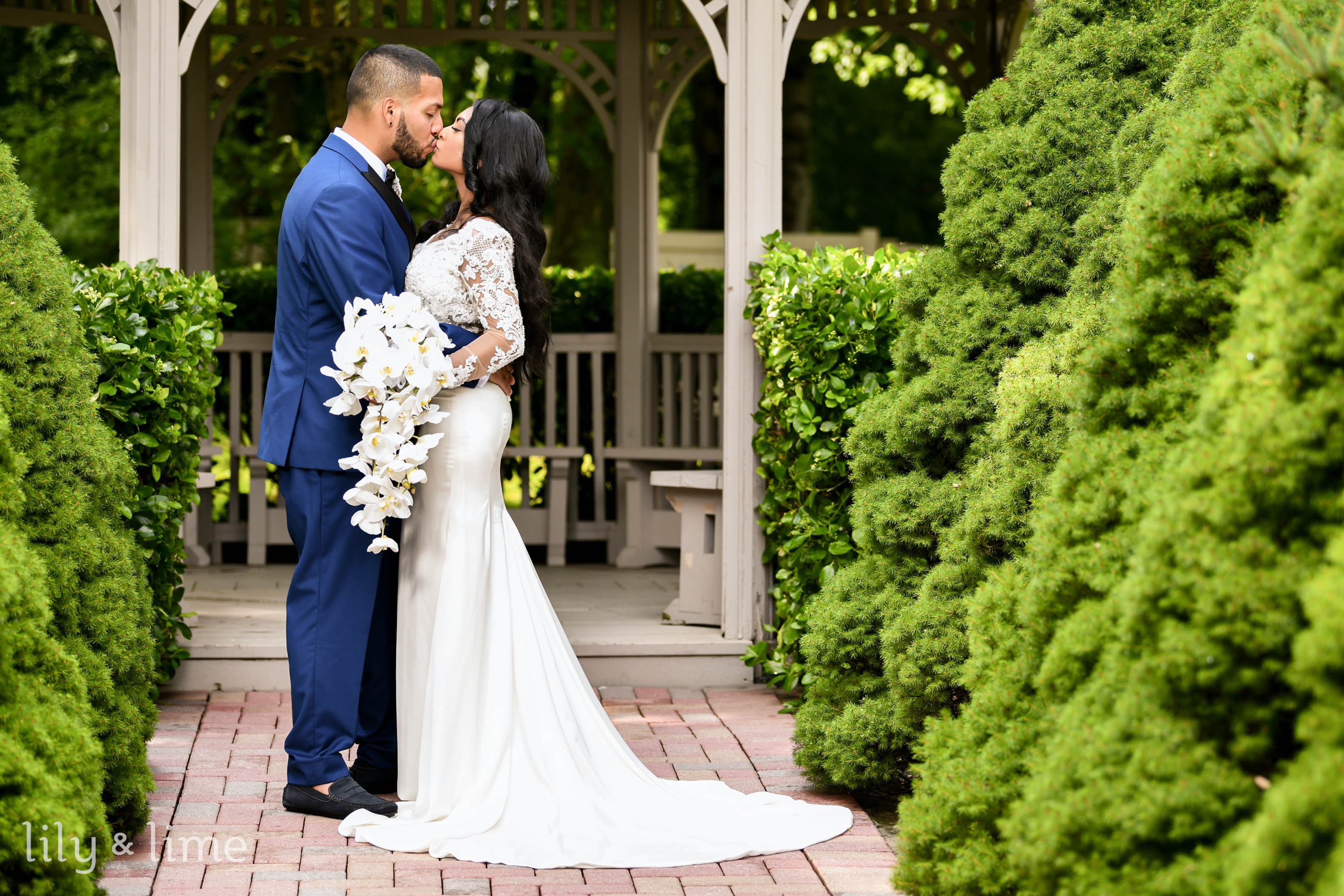 Say yes to the dress love is love shop