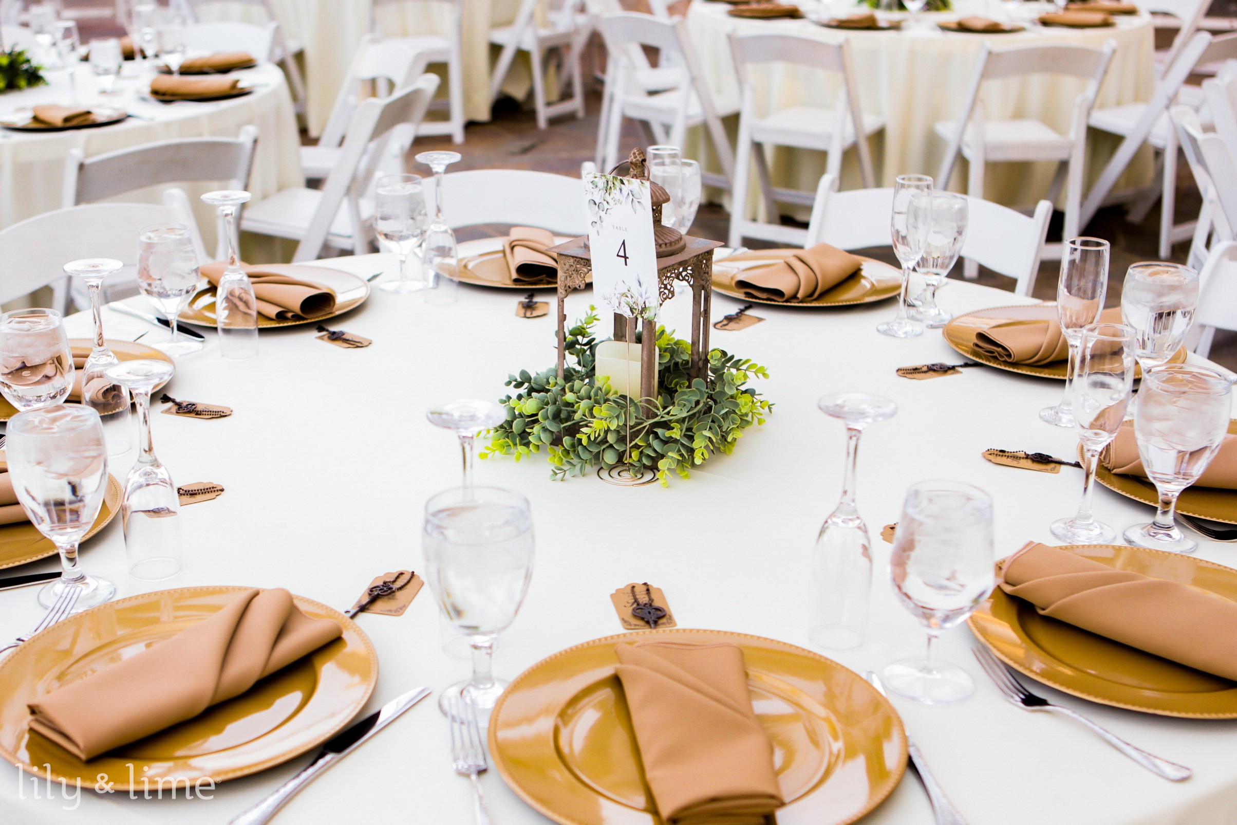 Essential Wedding Decor Checklist For Any Venue Lily Lime
