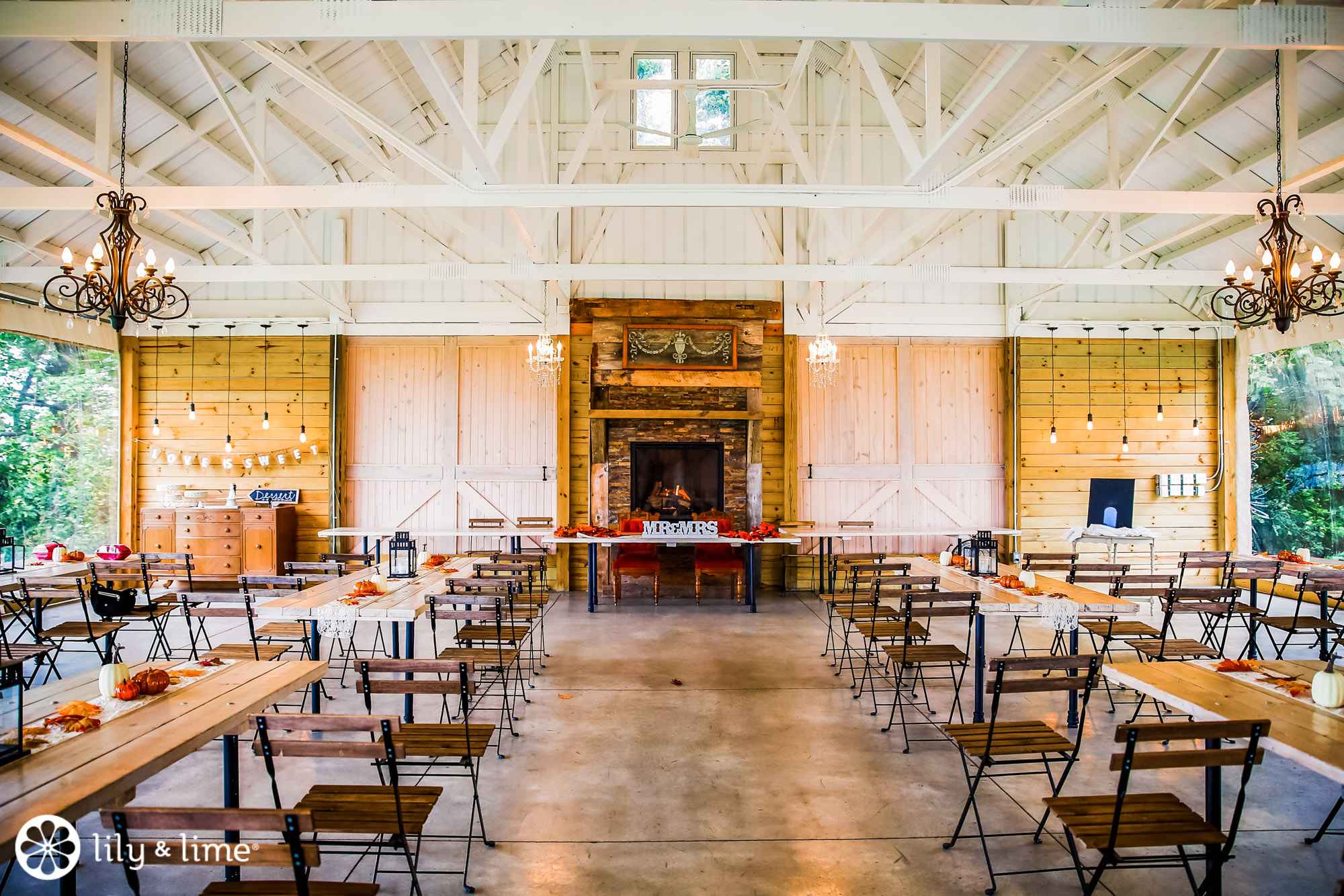 Rustic Fall Barn Wedding Inspiration