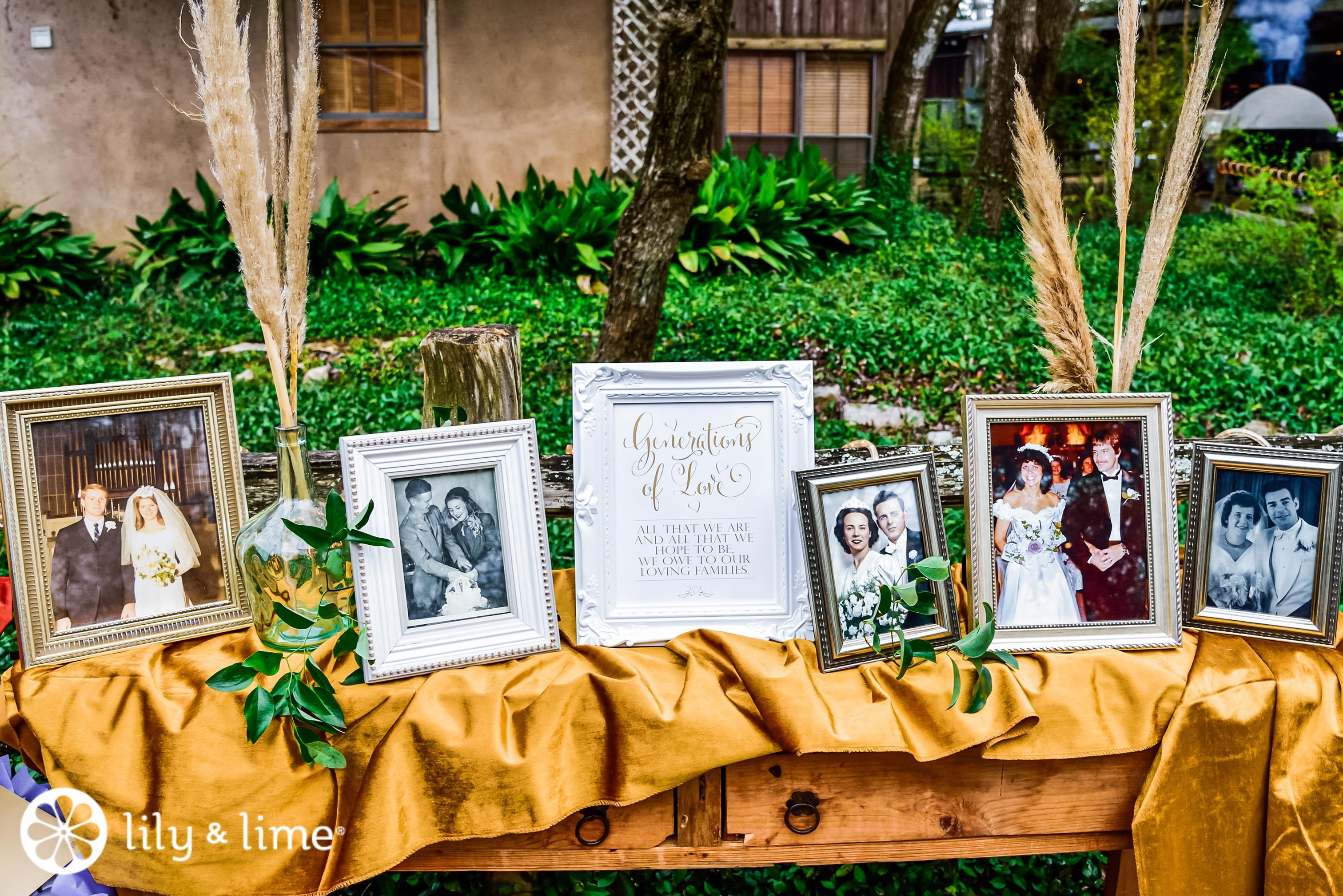 outdoor wedding sign ideas