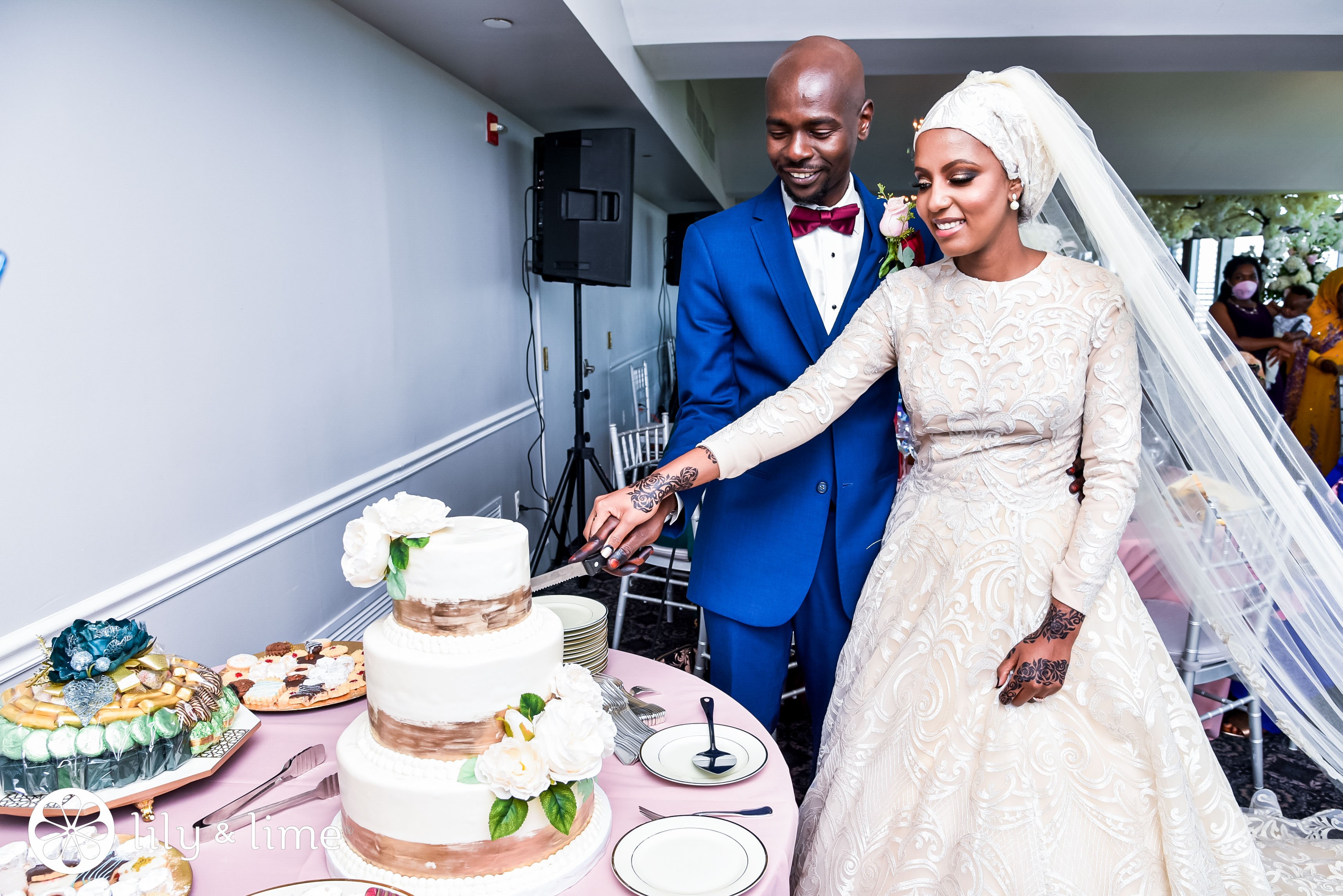 No formal wedding but reception shop