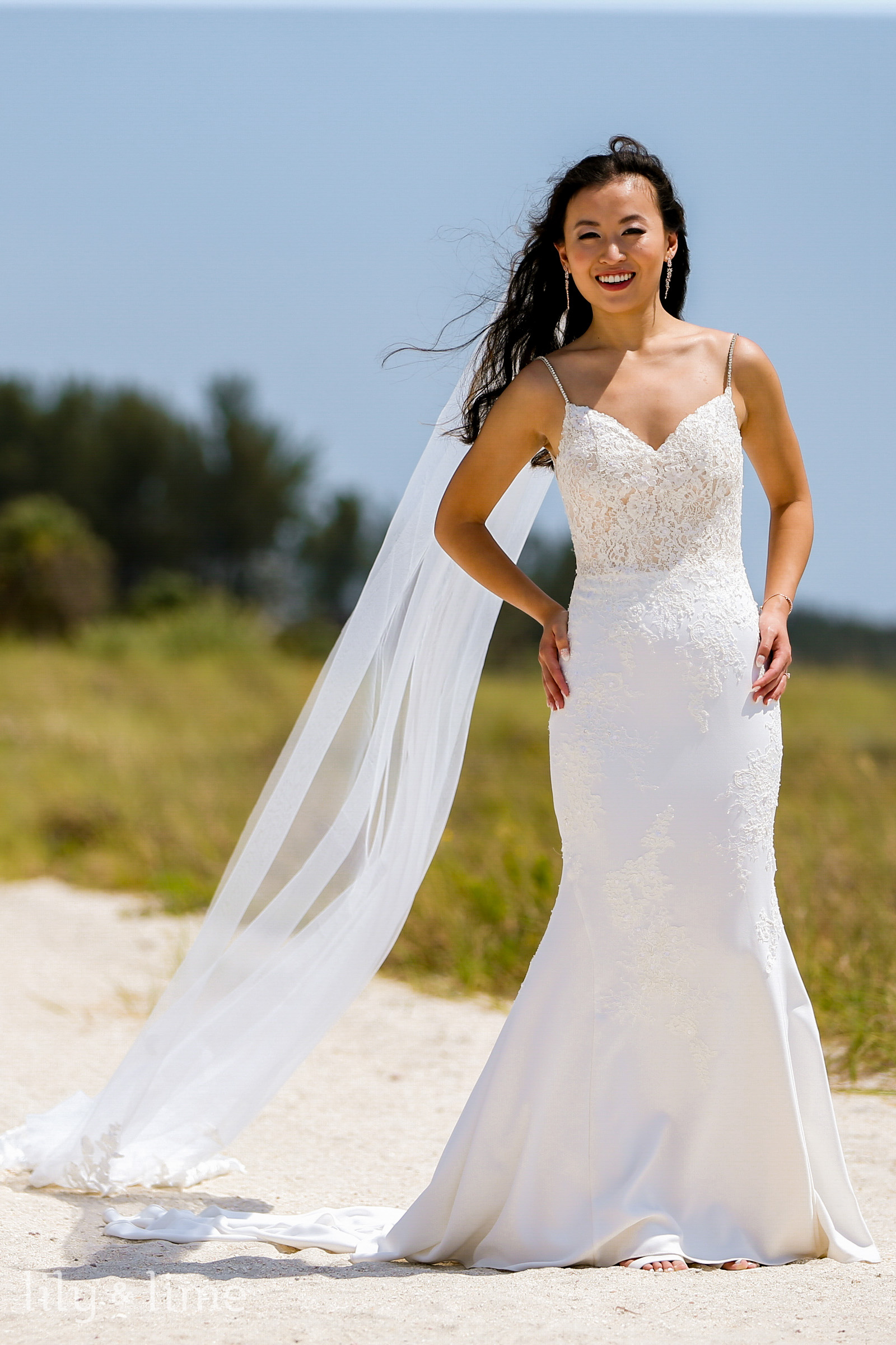 So many brides ask can Bridal Buddy be used with a mermaid style gown?  YES!!!