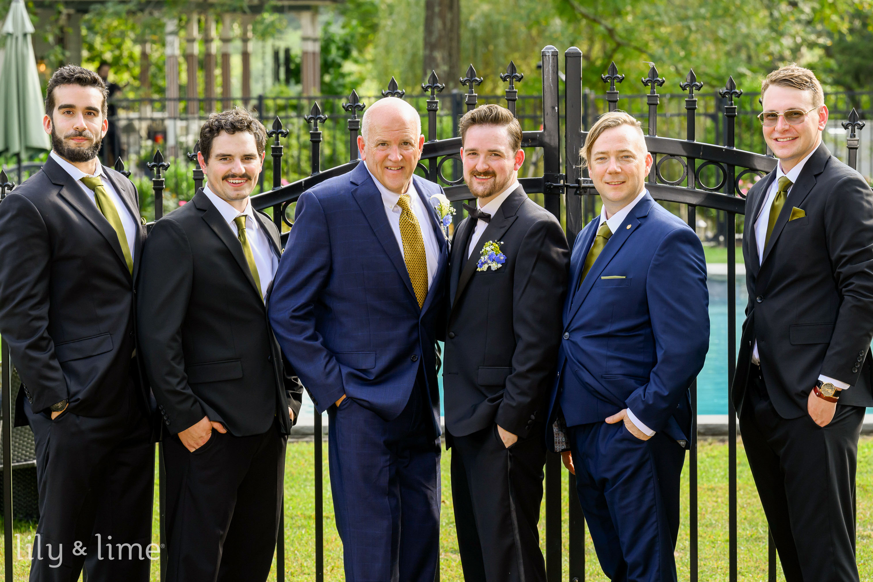 Groomsmen on sale dress shirts