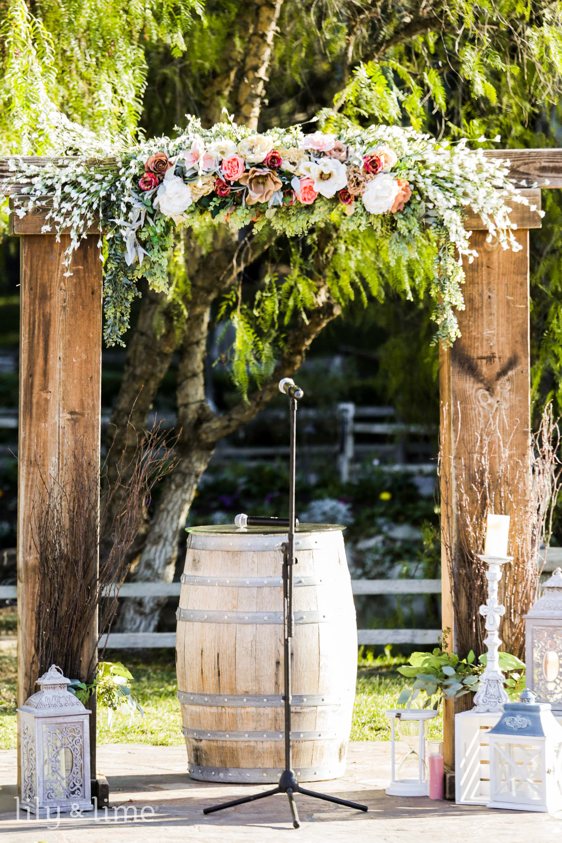 Outdoor wedding wedding arch ideas 60 photos Astyledwedding com