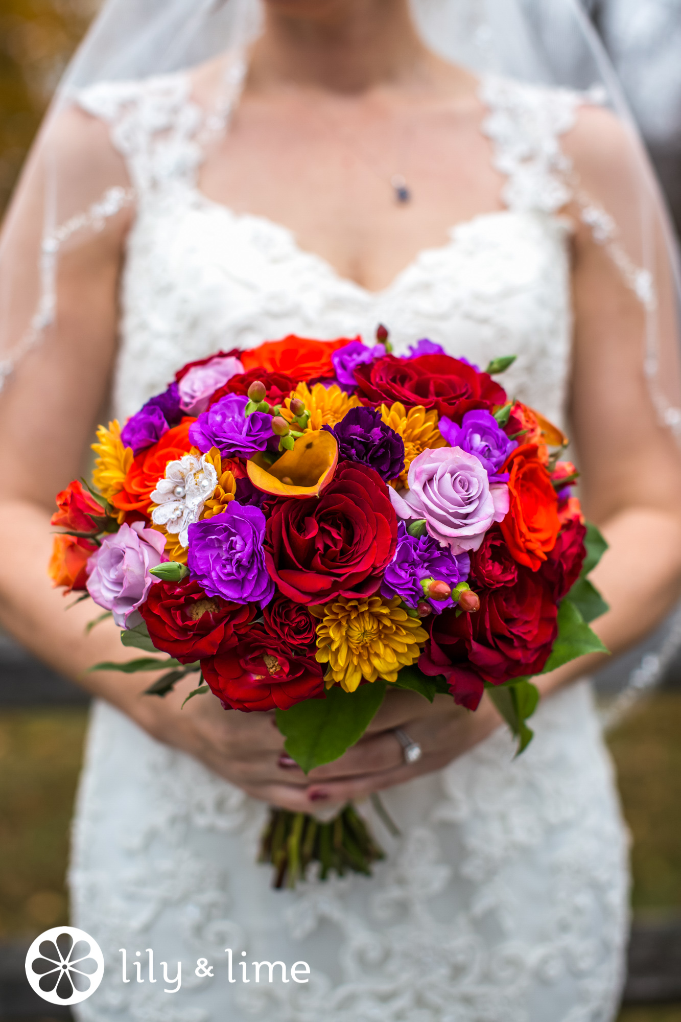 colorful fall wedding bouquet ideas