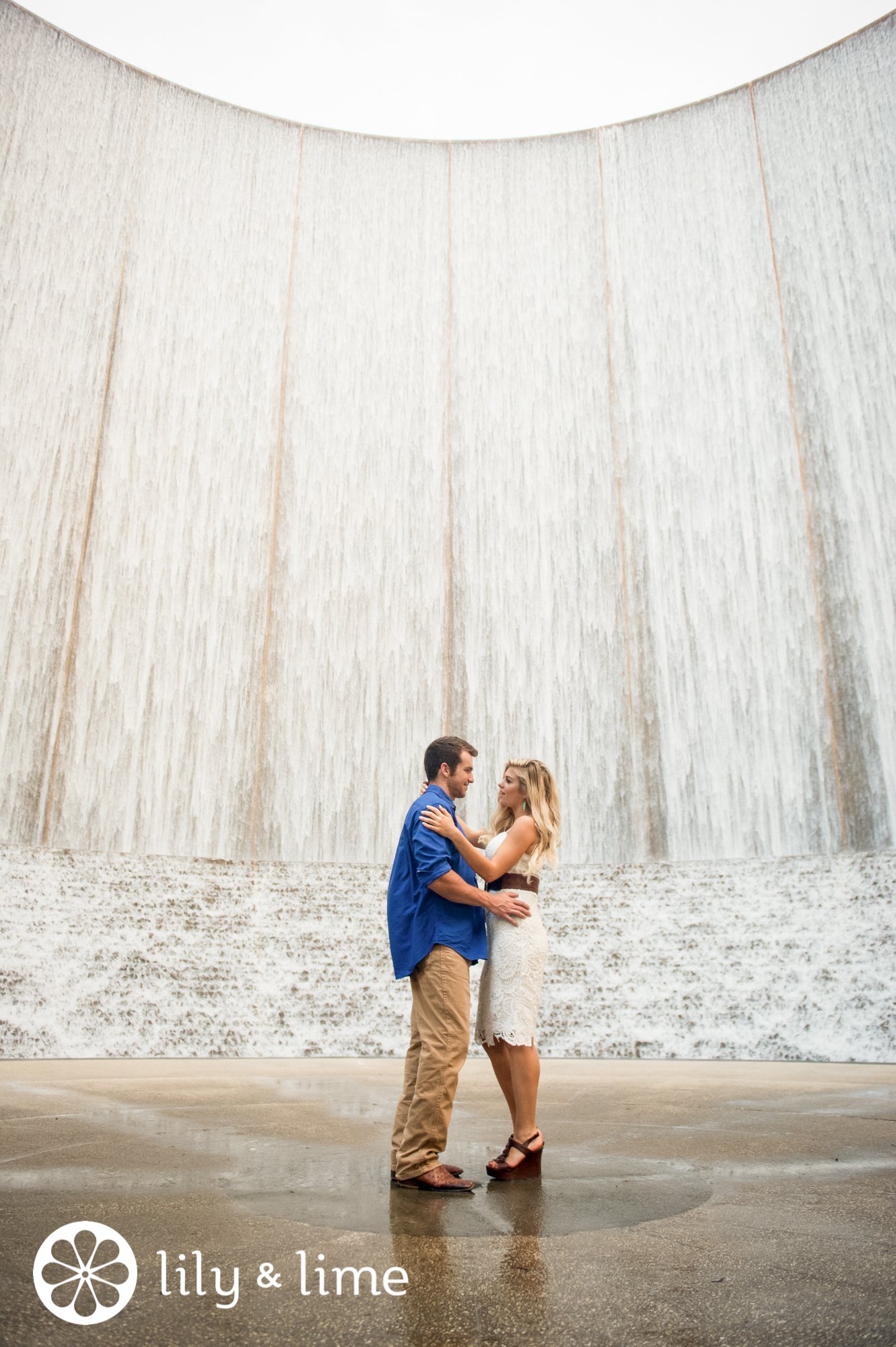 unique engagement photo location ideas