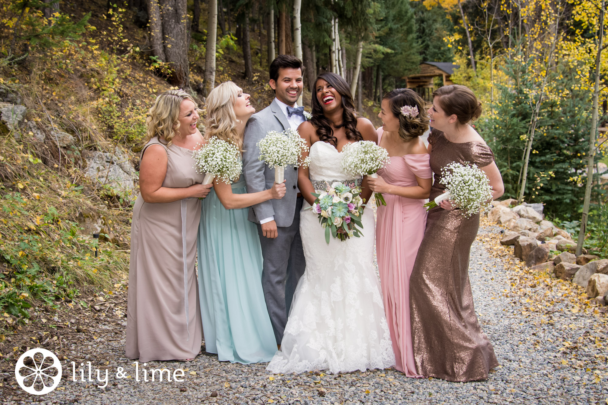 fun candid bridal party portraits