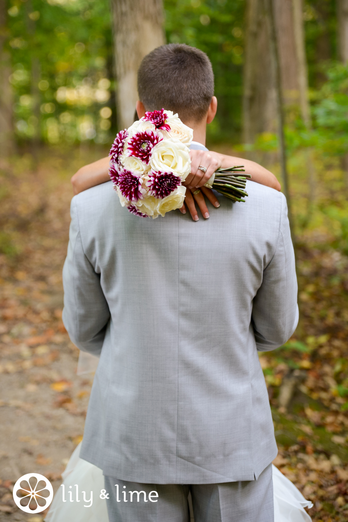 purple wedding bouquet ideas