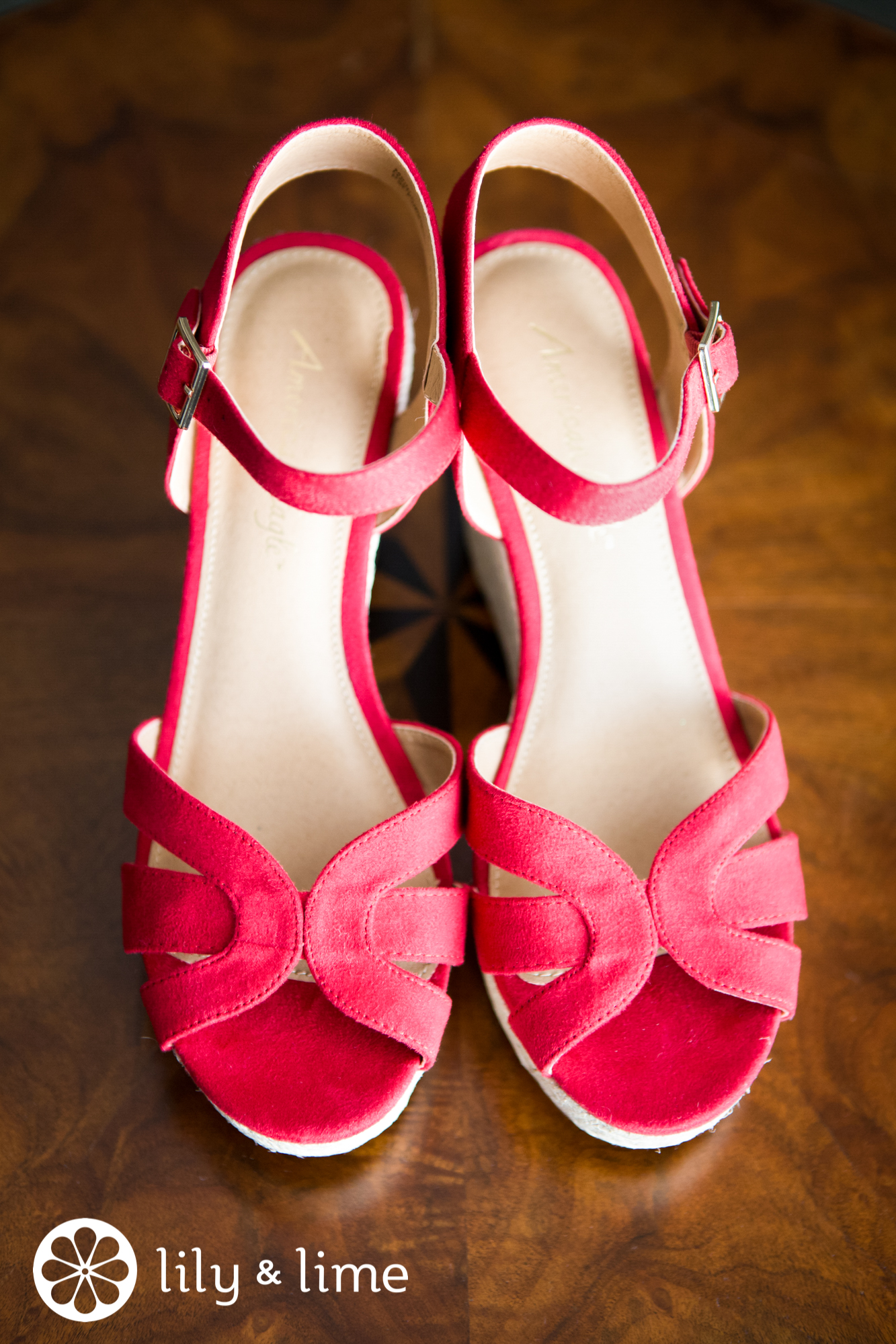 red fall wedding shoes