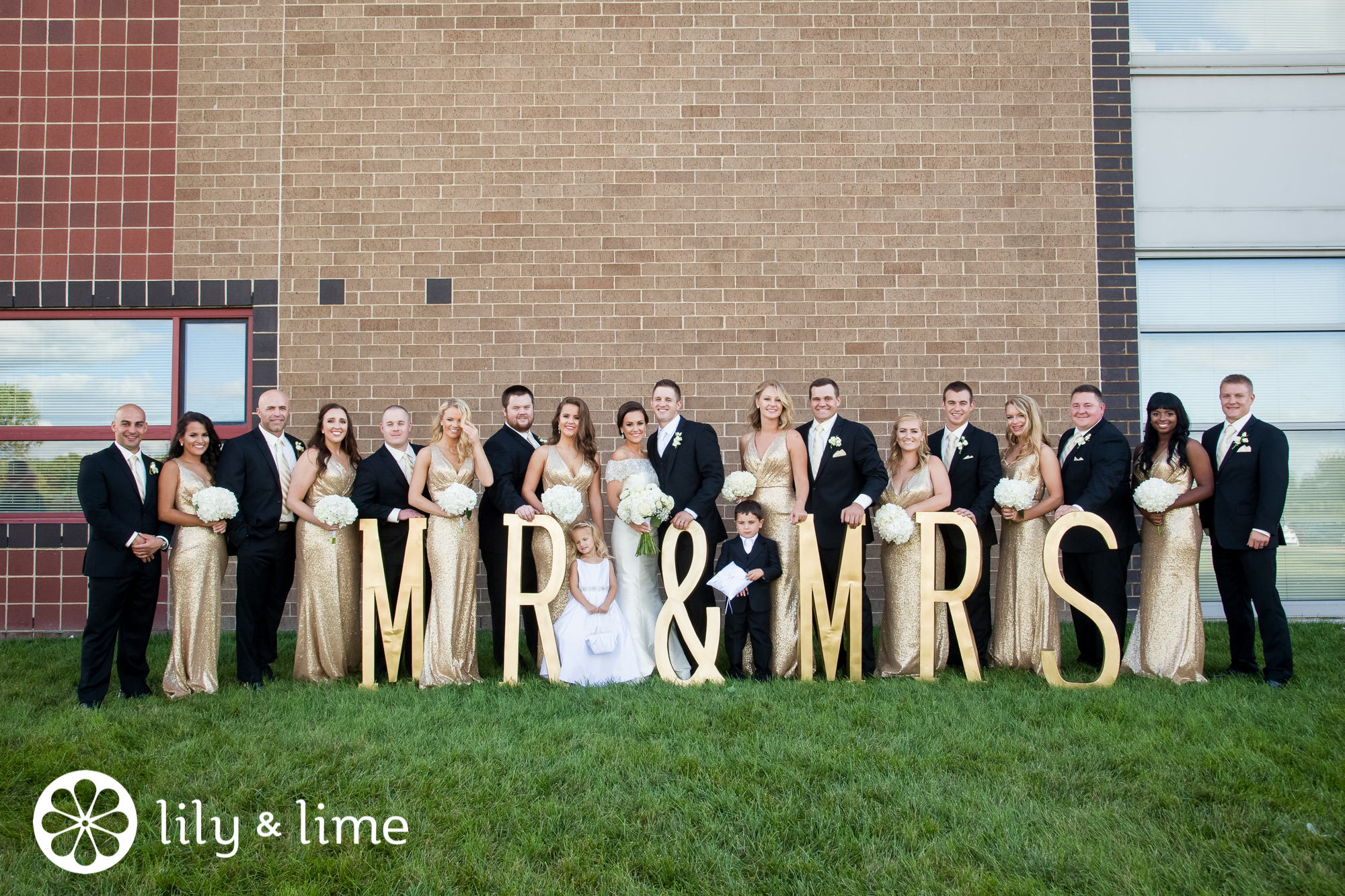 gold glamour wedding party ideas