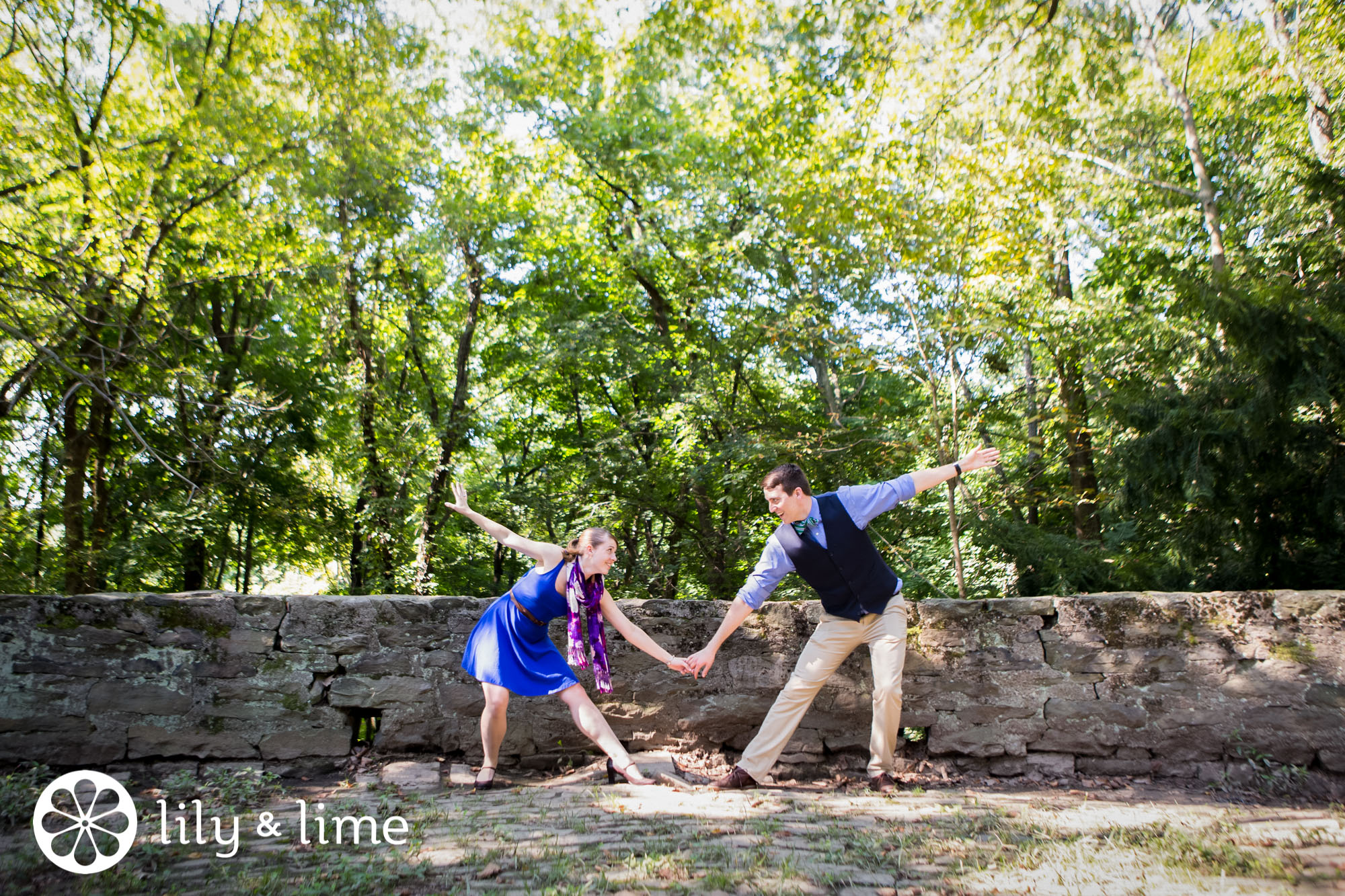 creative engagement session posing