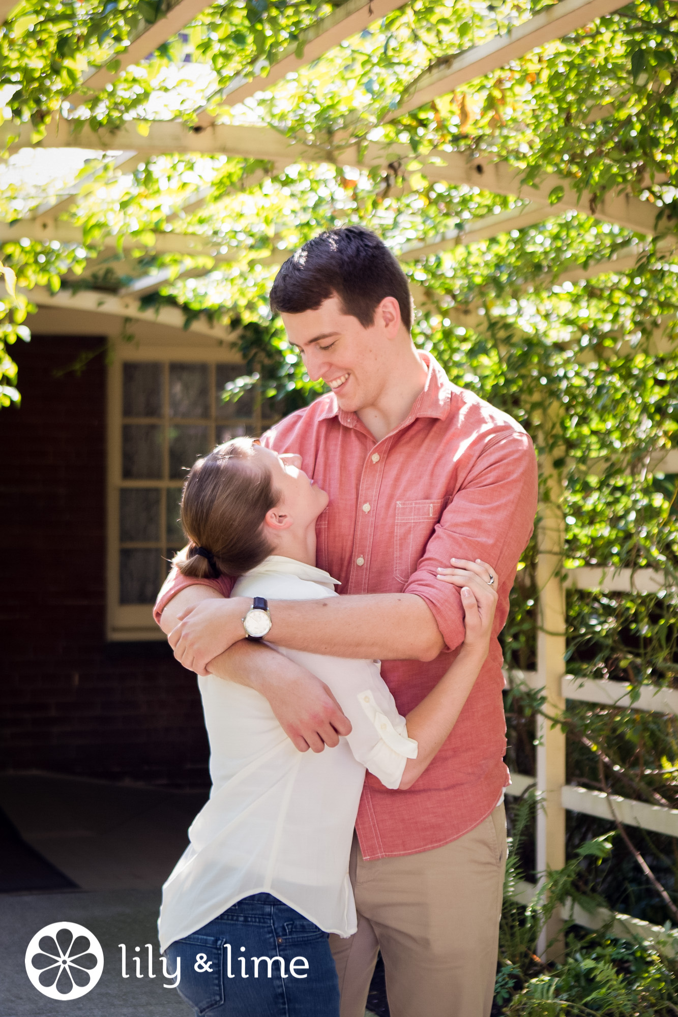 outdoor engagement photography