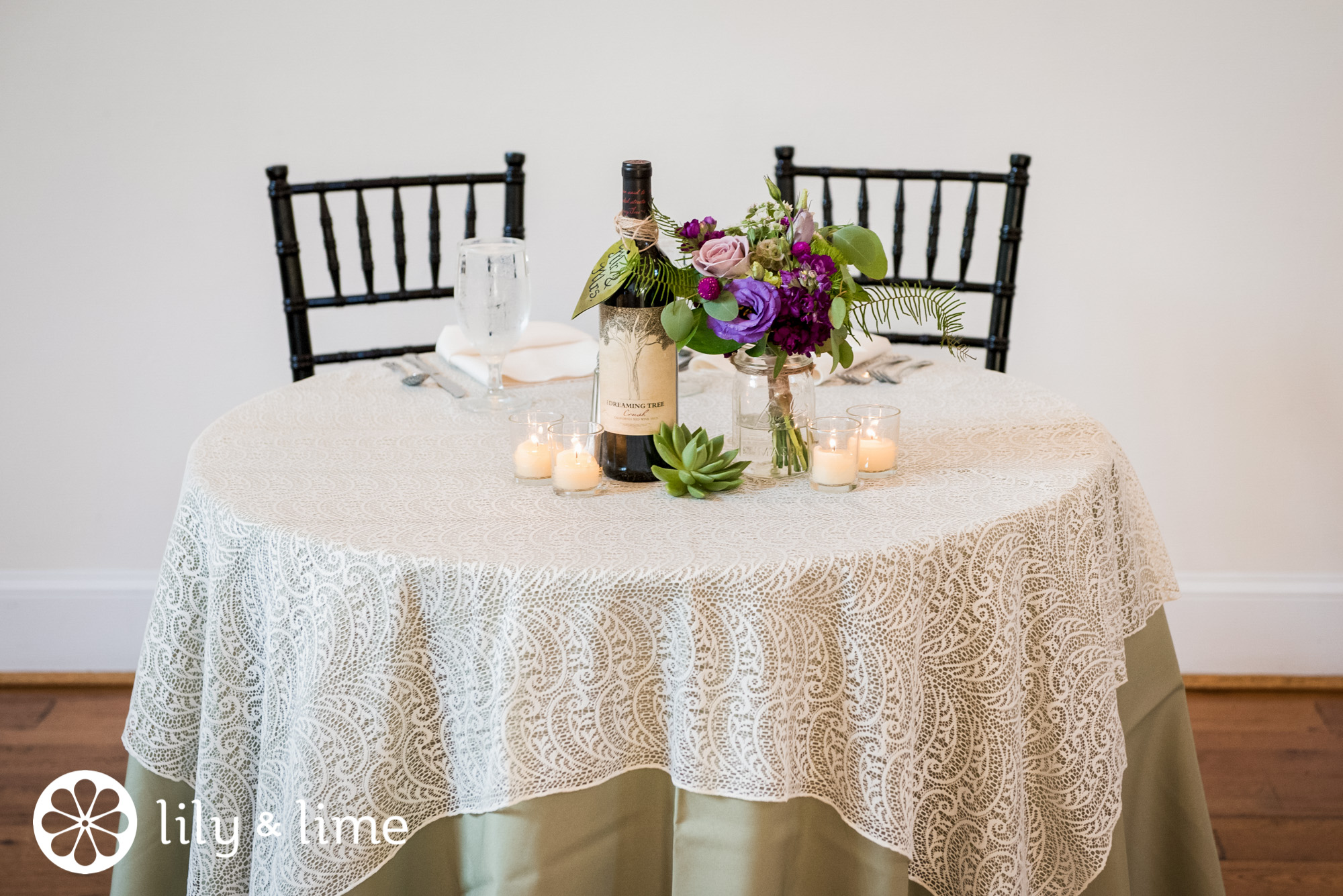 sweetheart table decor