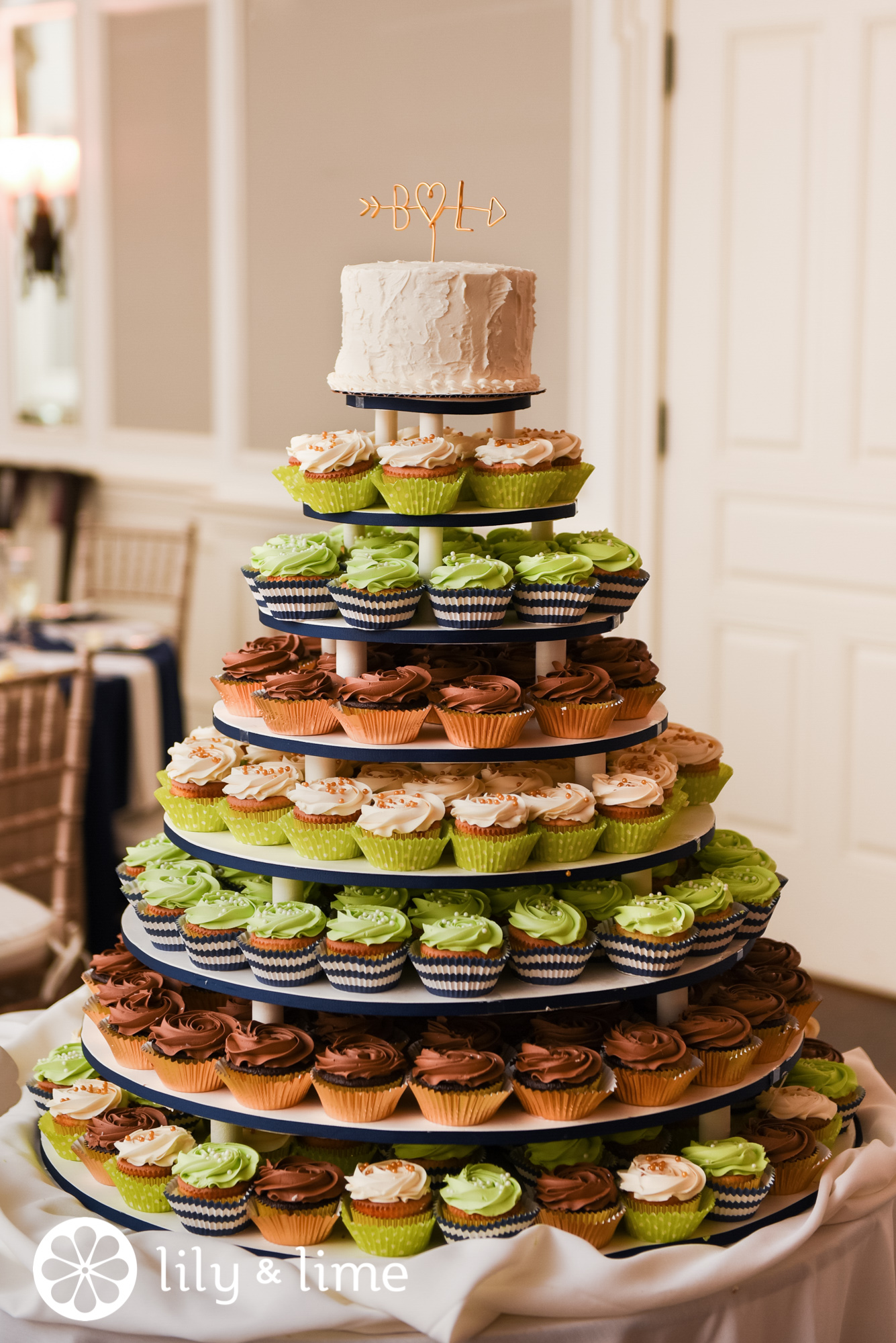 green frosted wedding cupcakes