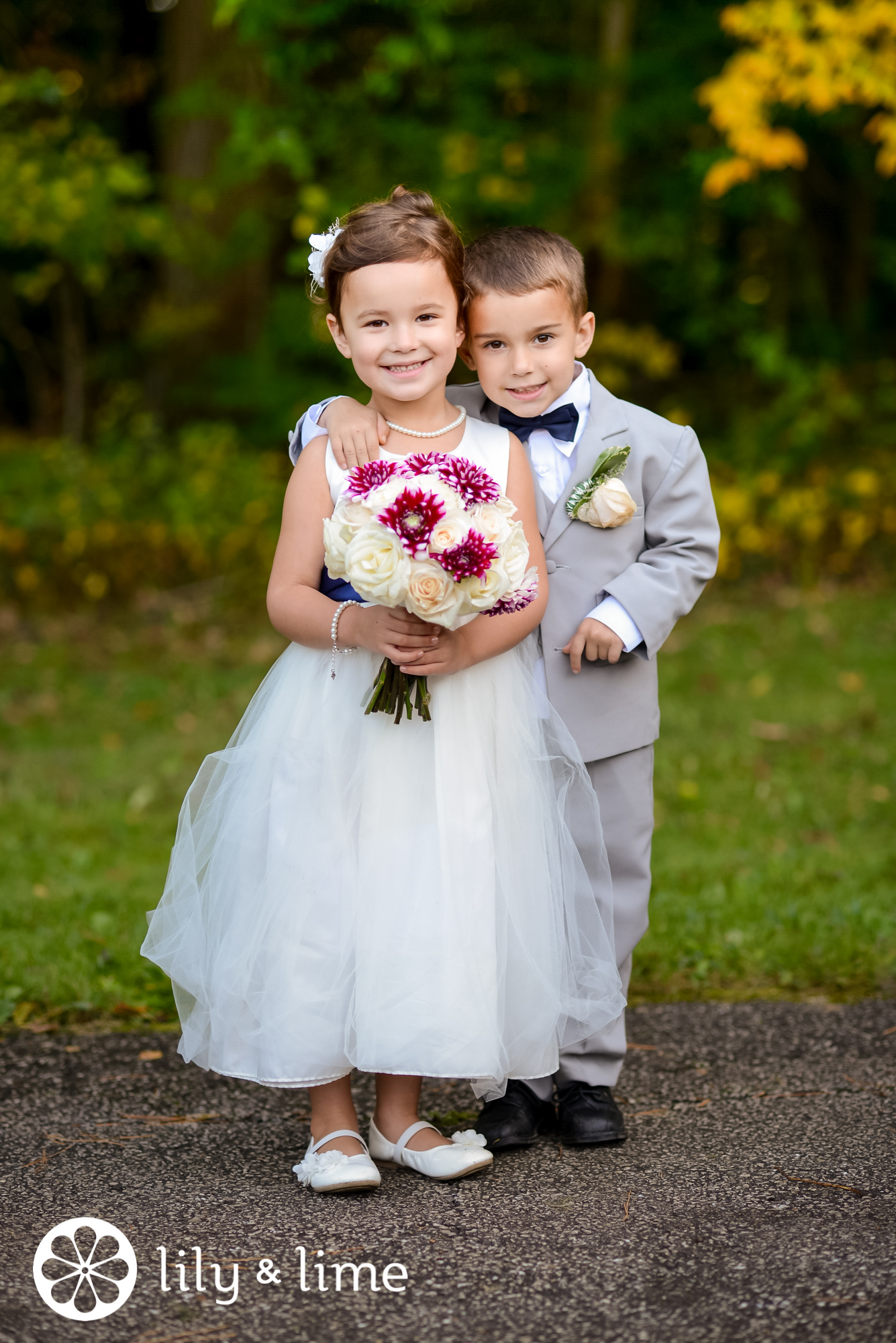 ring bearer and flower girl photo ideas