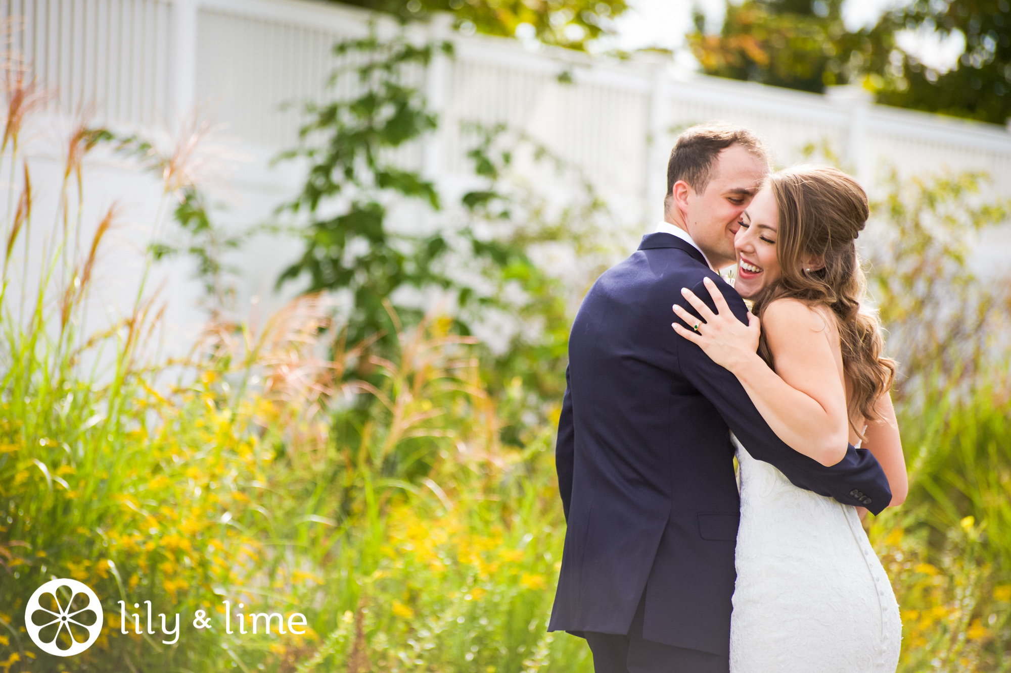 candid wedding photos