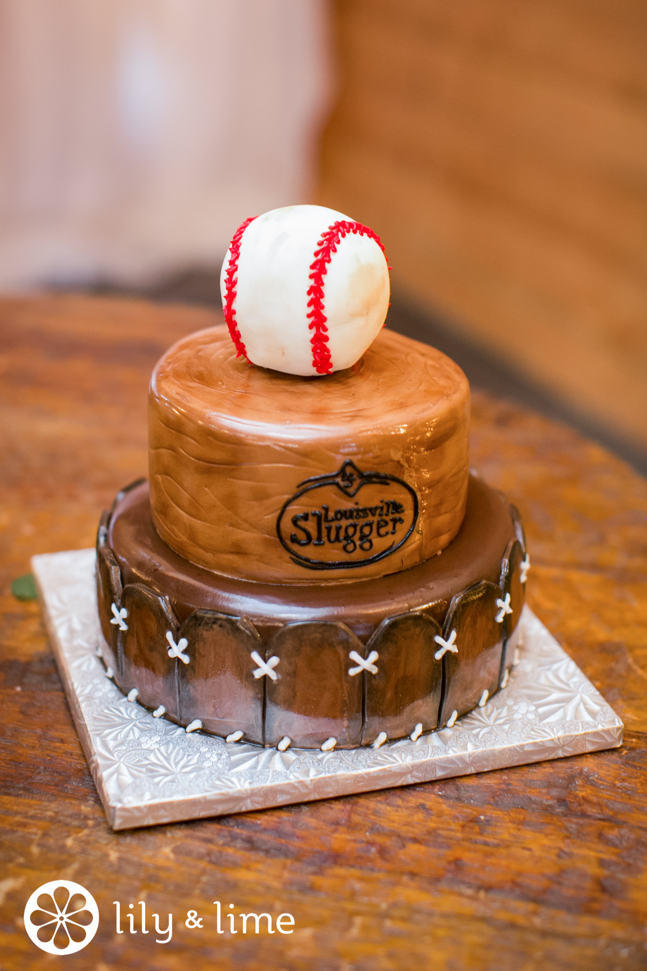 groom cake ideas