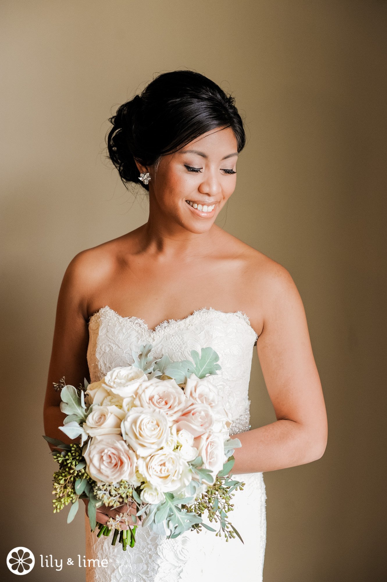 17 Stunning Wedding Hairstyles For Naturally Curly Hair