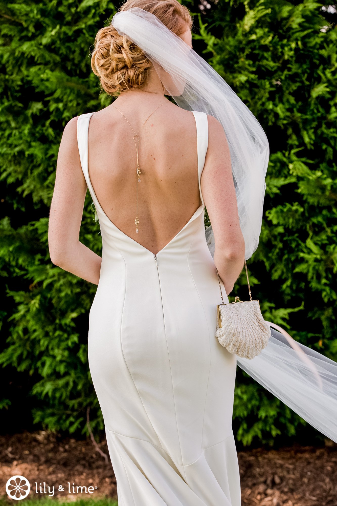 The Best Hairstyles For Your Wedding Dress Neckline | Sugar Weddings &  Parties